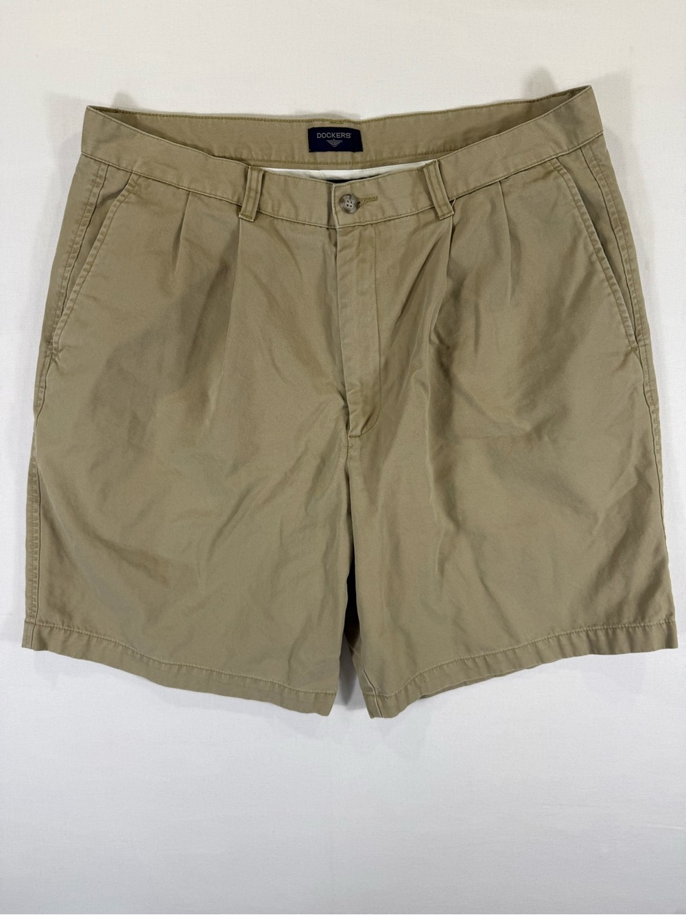 Dockers Men’s Tan Flat-Front Cotton Shorts